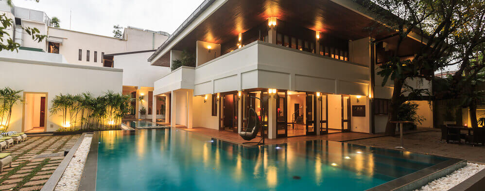 Colombo hotels with nice pool area